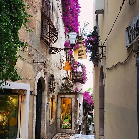 Monolocale 'les Roches Noires' * Giardini Naxos